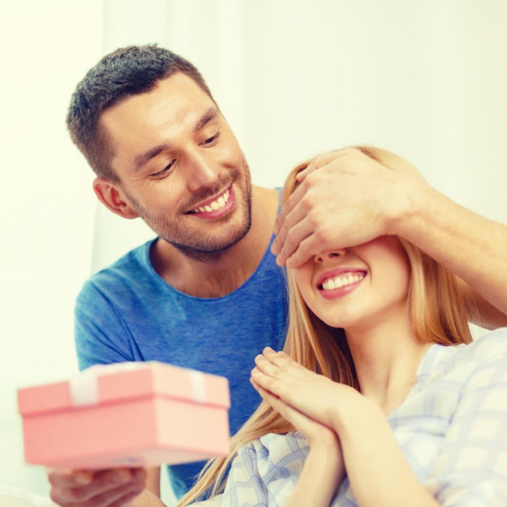 Image for blog The Complete Guide to Gift Giving Etiquette