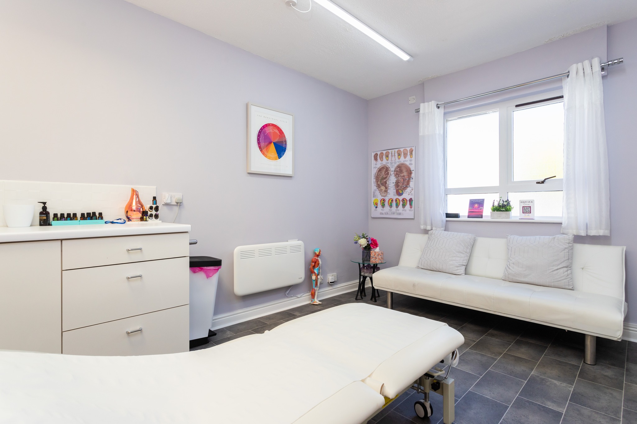 The calm treatment room at Deanna Thomas Acupuncture and Wellbeing in Middlesbrough