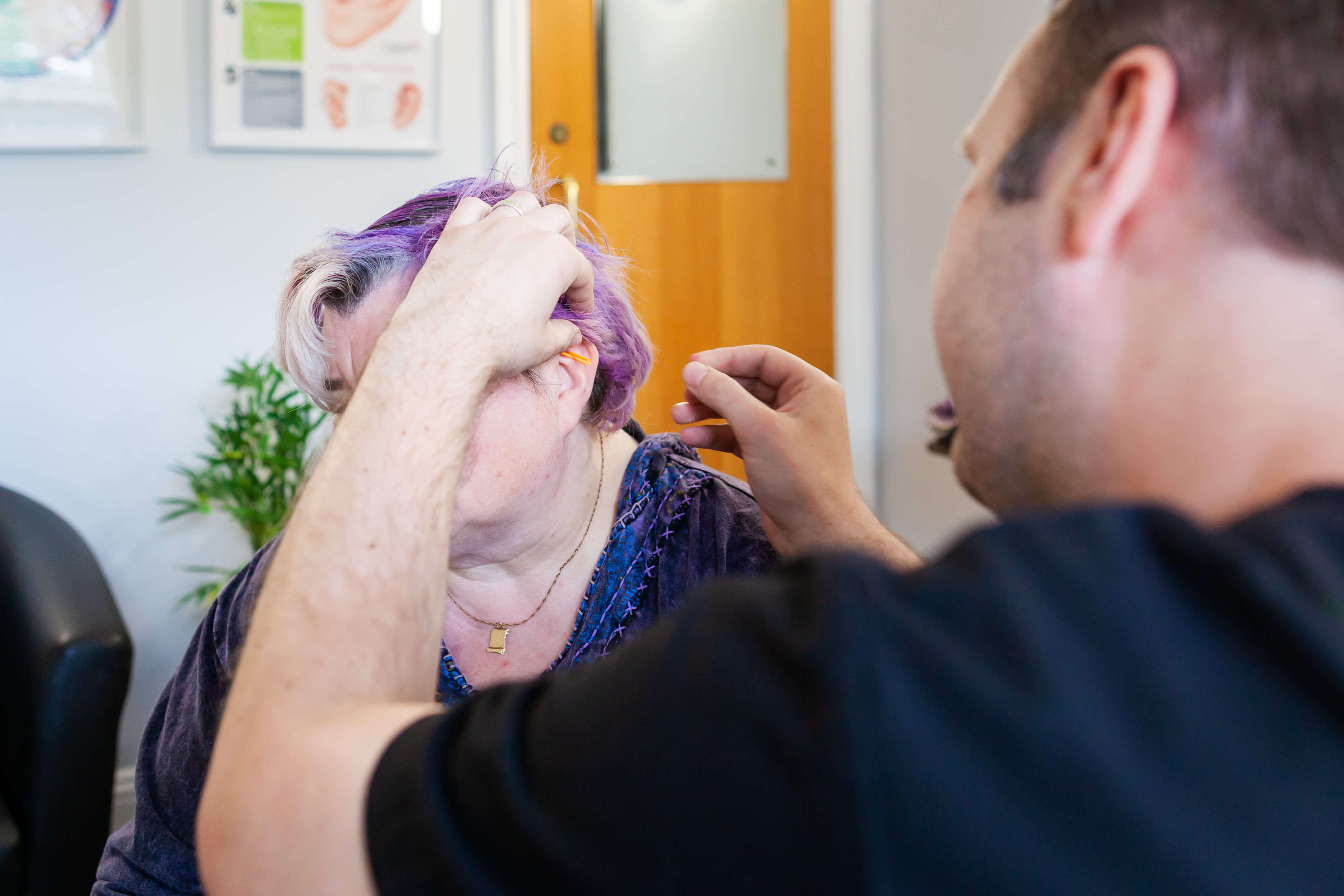 "Acupuncture for weight loss treatment in Middlesbrough - Traditional Chinese Medicine, promoting digestion, energy flow, and healthy weight management with sterile acupuncture needles."