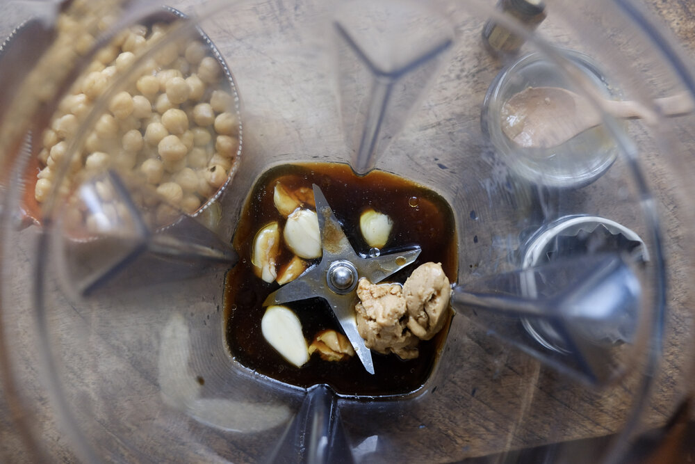 hummus blender 1.jpg