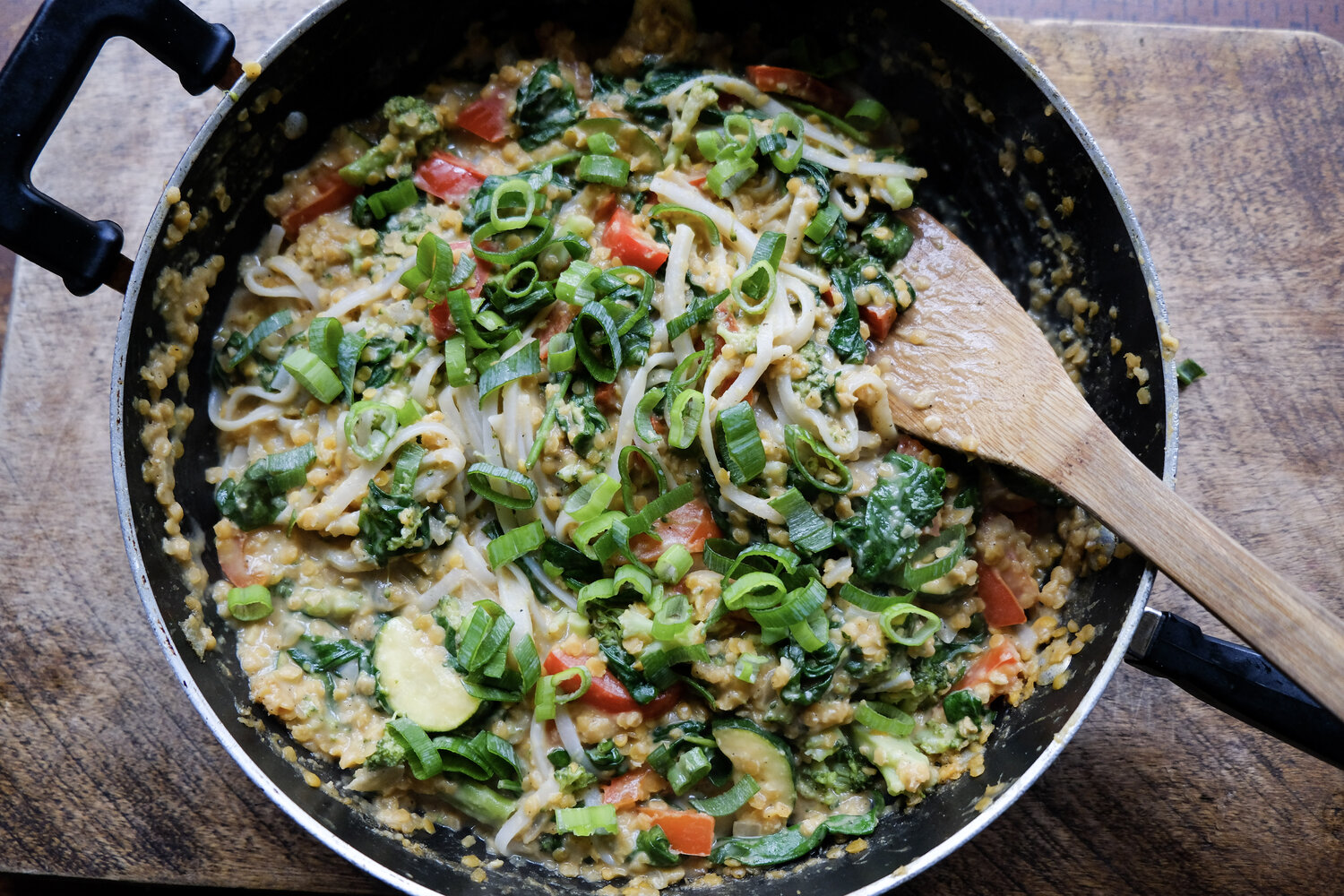 peanut lentil veggie curry scallions.jpg
