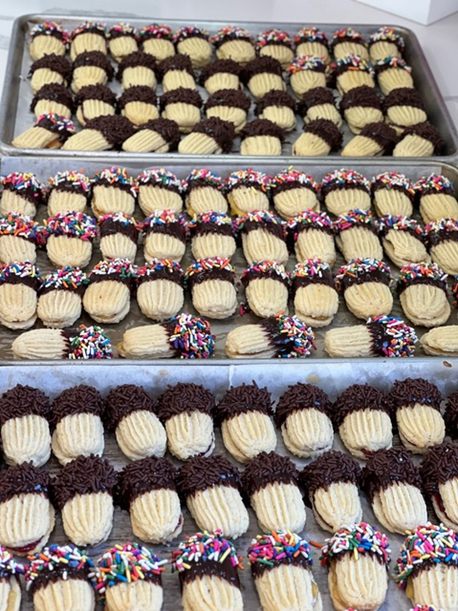 Raspberry-Filled Chocolate-Dipped Cookies