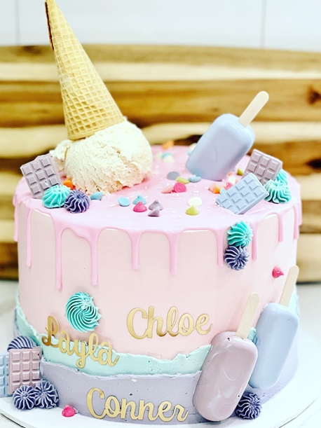 Custom Cakes<br>Starting at $70<br>(based on selected options)